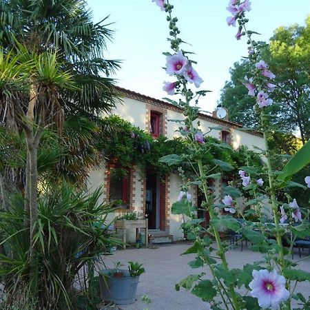 Les Trois Etangs Bed & Breakfast Saint-Viaud Exterior photo